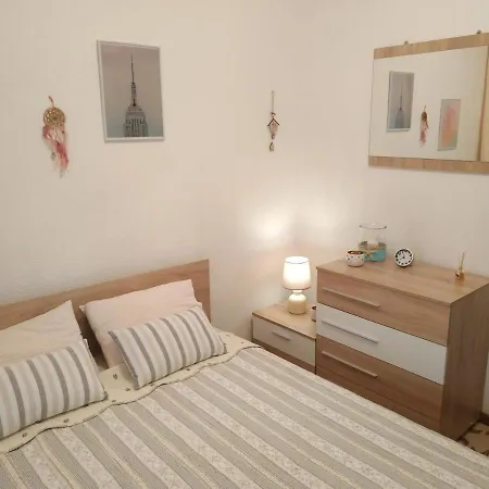 Entire Traditional At The Sea Apartment Nea Plagia