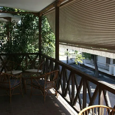 Entire Traditional At The Sea Apartment