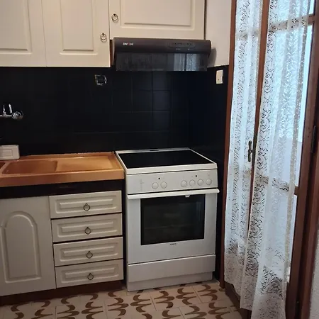 Апартаменты Entire Traditional At The Sea *