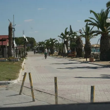 Apartament Entire Traditional At The Sea Nea Plagia