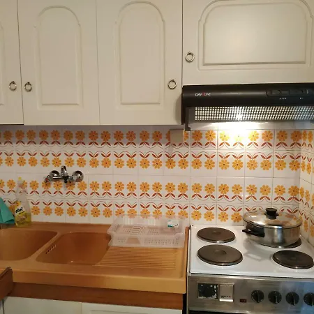 아파트 Entire Traditional At The Sea 네아 플라기아