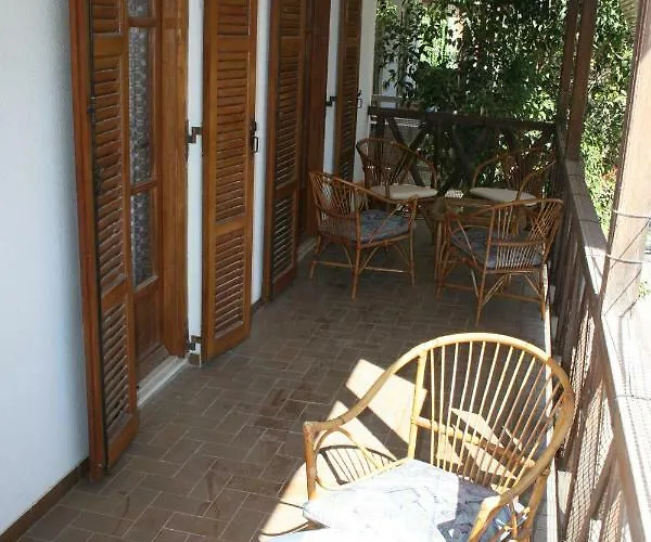 Entire Traditional At The Sea Nea Plagia